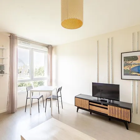 Apartment Commune-studio Proche Stade De France
